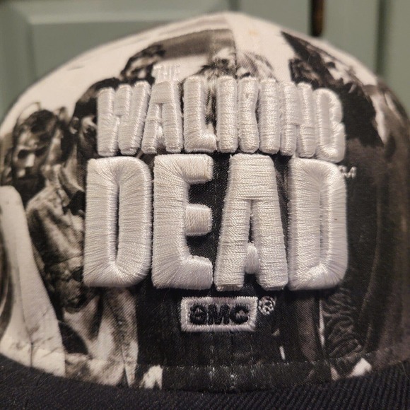The Walking Dead TWD 2015 AMC All Over Print AOP Snapback Hat Cap OSFM VERY RARE - Picture 4 of 16